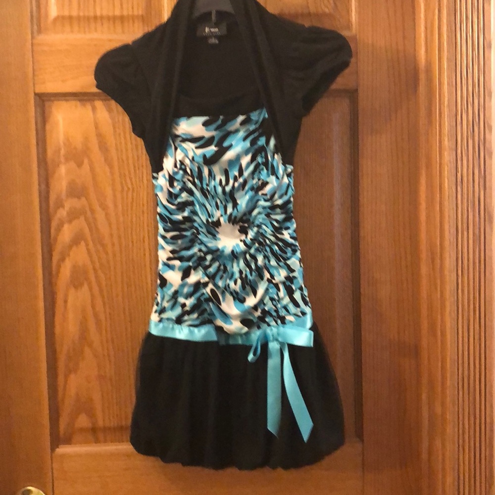 Girls dress